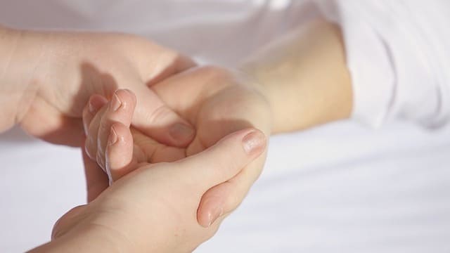 hands